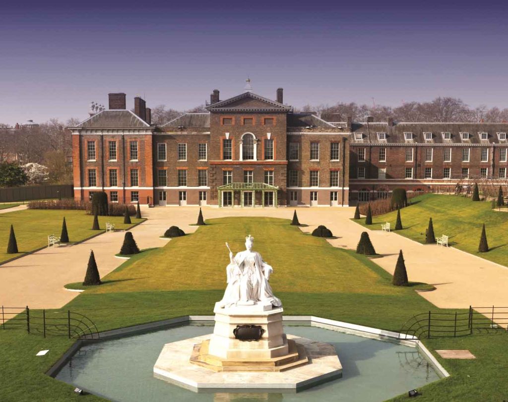 Visit Kensington Palace & 3 Hour Westminster Walking Tour (Private)