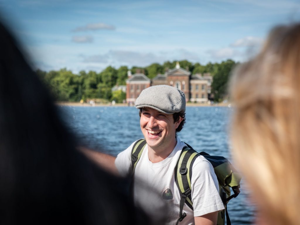 Royal London Deluxe Private Tour & Afternoon Tea at Kensington Palace